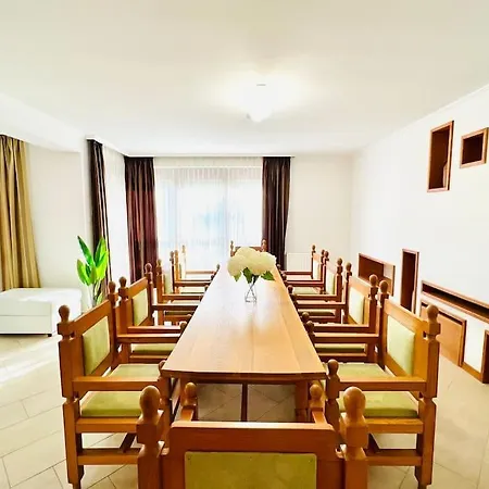 Appartamento Szofia - 2 Bedroom Veszprém